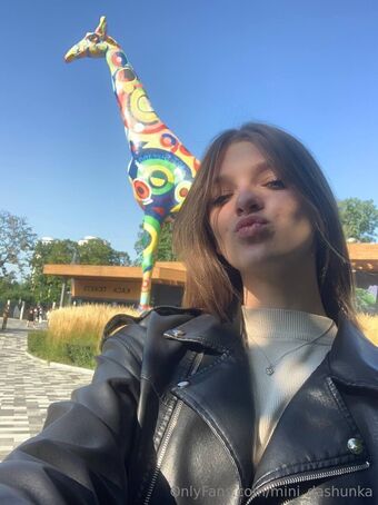 mini_dashunka Nøgen Lækager OnlyFans Foto 9