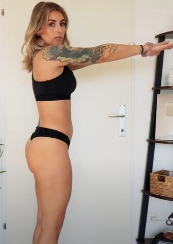 Miss Peaches