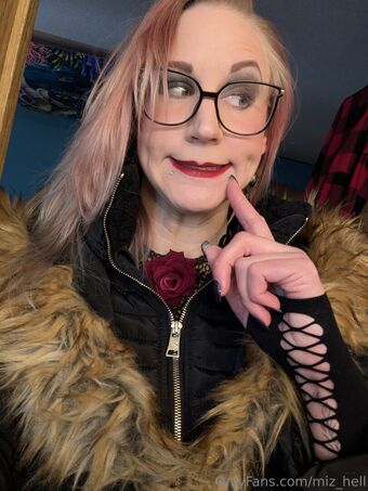 miz_hell Nøgen Lækager OnlyFans Foto 13