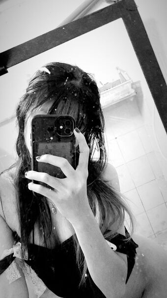 MMiko Nøgen Lækager OnlyFans Foto 19
