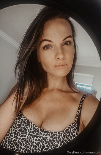 mmmom Nøgen Lækager OnlyFans Foto 16