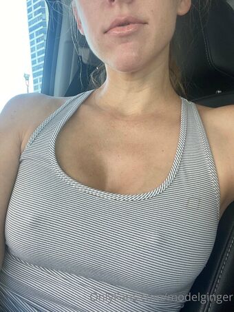 modelginger Nøgen Lækager OnlyFans Foto 4