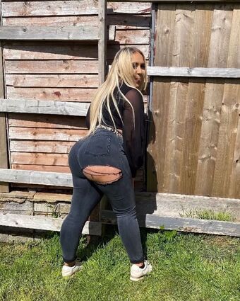 Molly OS Nøgen Lækager OnlyFans Foto 4