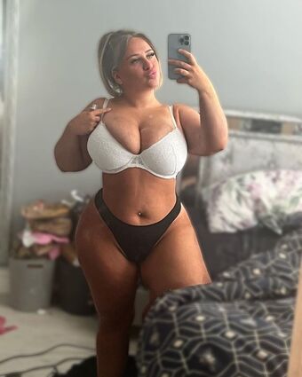 Molly OS Nøgen Lækager OnlyFans Foto 15