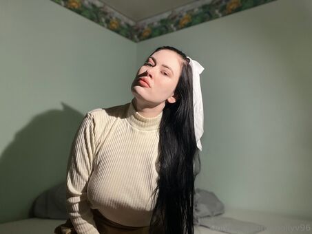 mollyv96