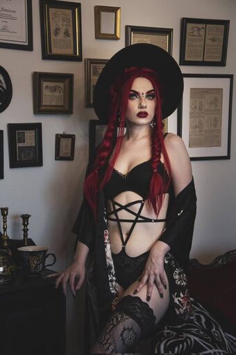 Monsa Isa Nøgen Lækager OnlyFans Foto 3