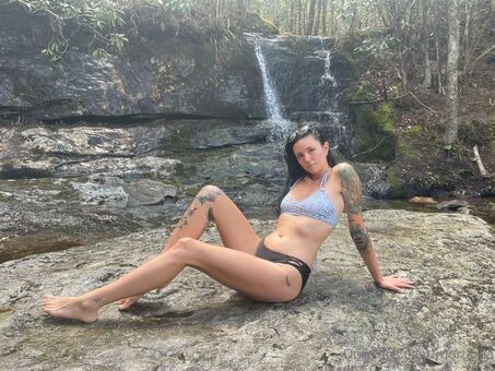 morticia Nøgen Lækager OnlyFans Foto 39