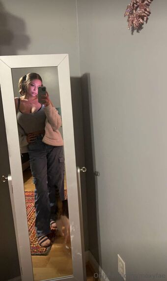 moxyfae Nøgen Lækager OnlyFans Foto 3