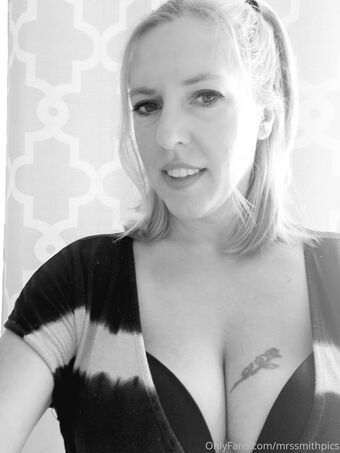 mrssmithpics Nøgen Lækager OnlyFans Foto 2