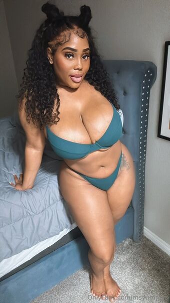 msyummys Nøgen Lækager OnlyFans Foto 48