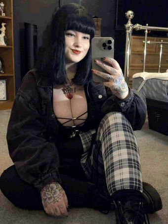 museofthedamned Nøgen Lækager OnlyFans Foto 16