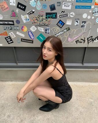 Nancy Momoland