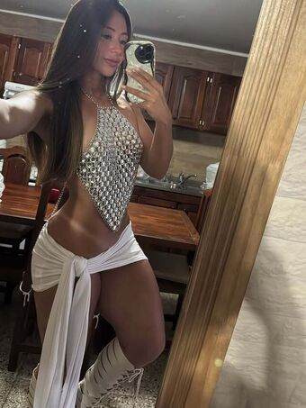 Nara Arce