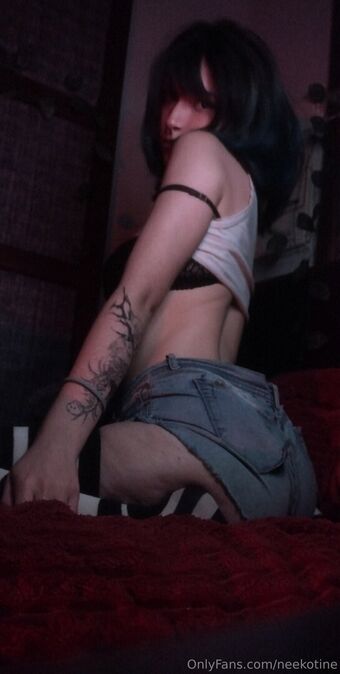 neekotine Nøgen Lækager OnlyFans Foto 14