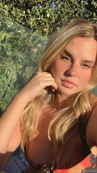 Neeks Nøgen Lækager OnlyFans Foto 24