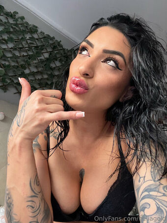 neliagold Nøgen Lækager OnlyFans Foto 40