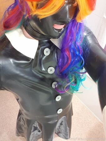 neonlatex Nøgen Lækager OnlyFans Foto 8