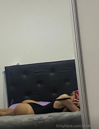 _nickyshy