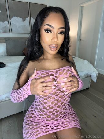 Ninadoesitall Nøgen Lækager OnlyFans Foto 39
