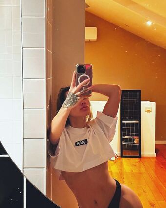 nmollym Nøgen Lækager OnlyFans Foto 2