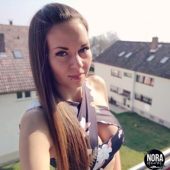 Nora Devot Nøgen Lækager OnlyFans Foto 1