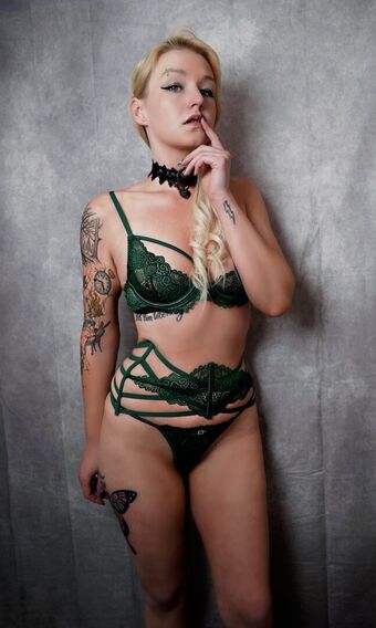 Nova Rae Nøgen Lækager OnlyFans Foto 9