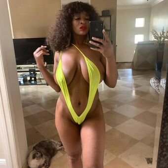 Nyla Storm Nøgen Lækager OnlyFans Foto 4