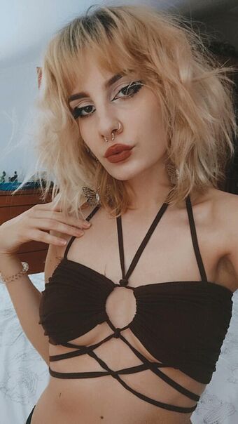 Nympha Nøgen Lækager OnlyFans Foto 4
