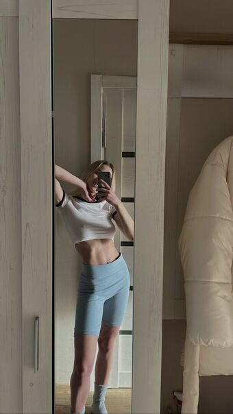 ol_sushko Nøgen Lækager OnlyFans Foto 9