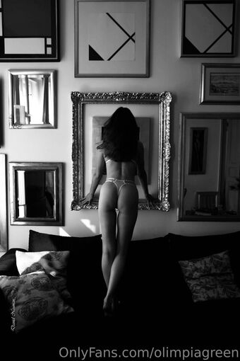 olimpiagreen Nøgen Lækager OnlyFans Foto 24