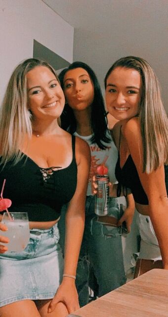 Olivia H Nøgen Lækager OnlyFans Foto 2