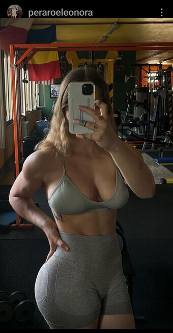 peraroeleonora Nøgen Lækager OnlyFans Foto 9