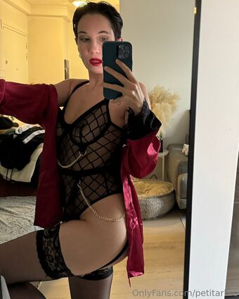 petitarbre Nøgen Lækager OnlyFans Foto 2