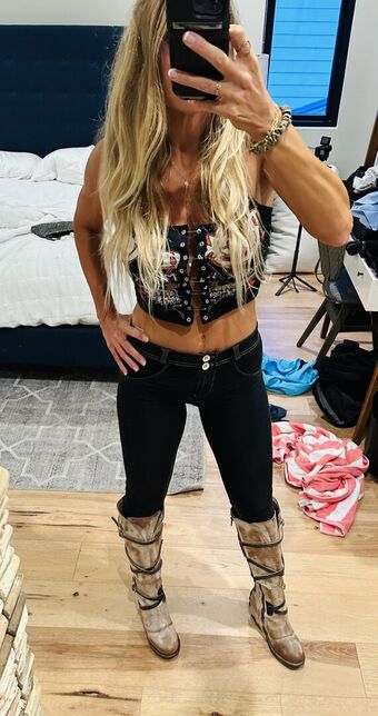 Phatazbombshell
