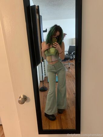 Phem4evr Nøgen Lækager OnlyFans Foto 19