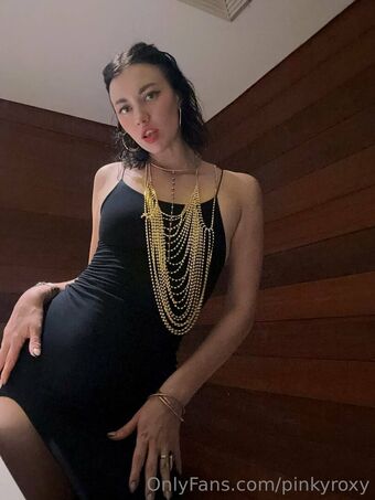 pinkyroxy Nøgen Lækager OnlyFans Foto 15