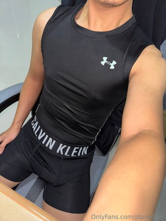 planethim Nøgen Lækager OnlyFans Foto 5