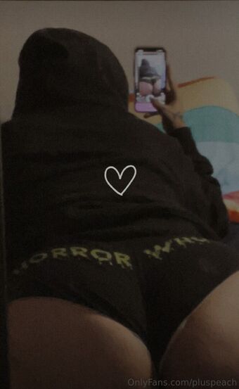 pluspeach Nøgen Lækager OnlyFans Foto 18