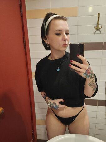 Pokedex Nøgen Lækager OnlyFans Foto 43