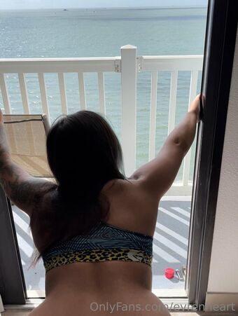 pricklypeache Nøgen Lækager OnlyFans Foto 5