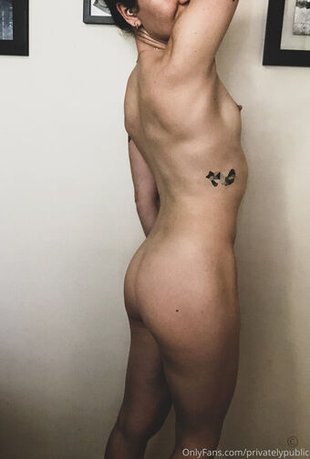 privatelypublic Nøgen Lækager OnlyFans Foto 17