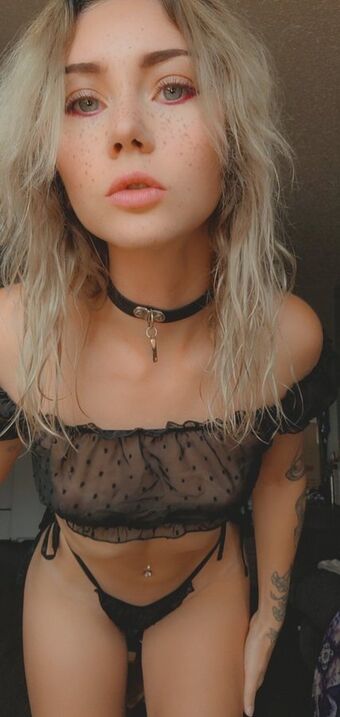 pullmyheir Nøgen Lækager OnlyFans Foto 6