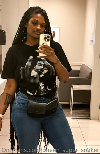 queen_super_soaker
