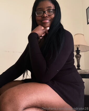 queendrake28 Nøgen Lækager OnlyFans Foto 5