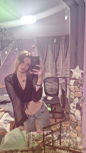 Rainyy Nøgen Lækager OnlyFans Foto 1