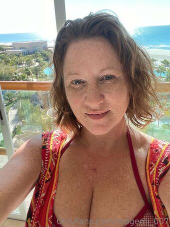 Red Gemi Nøgen Lækager OnlyFans Foto 13