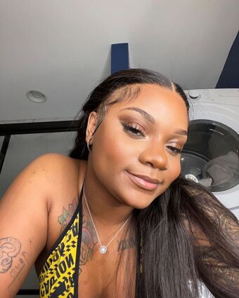 Riiah.Rosae