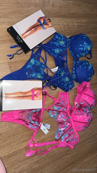 rose_1997 Nøgen Lækager OnlyFans Foto 16