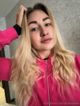 roseadam Nøgen Lækager OnlyFans Foto 12
