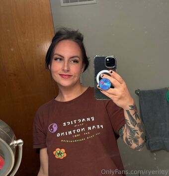 ryeriley Nøgen Lækager OnlyFans Foto 1